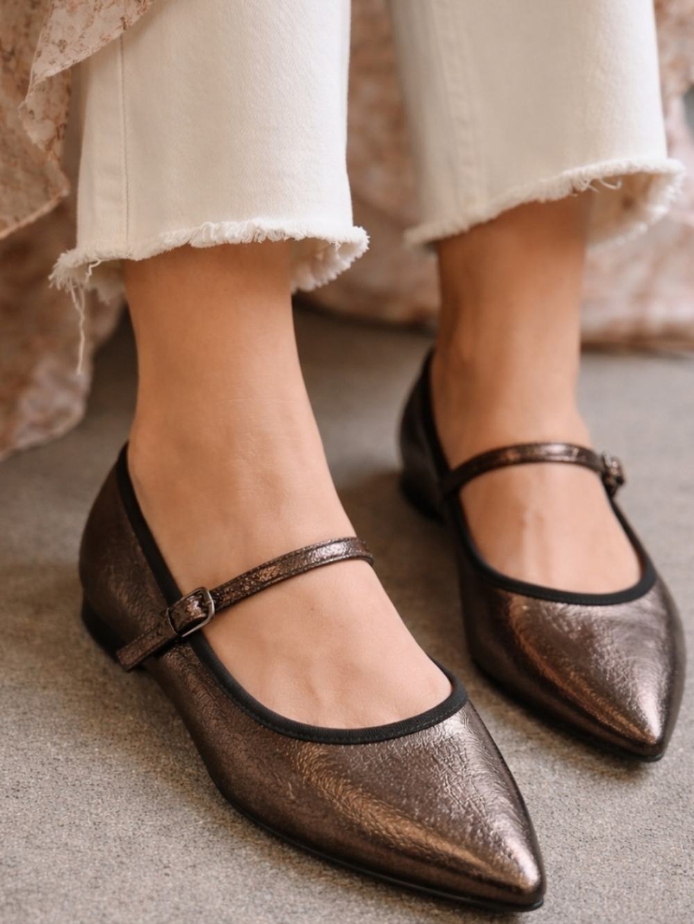 Maypol Spain Metallic Mary Jane Flats Bronze Pointed Toe Leather Size 38 / 7.5